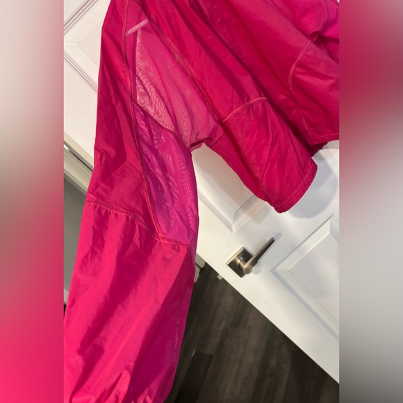 Lululemon With The Breeze Jacket (pink) - Picture 4 of 13
